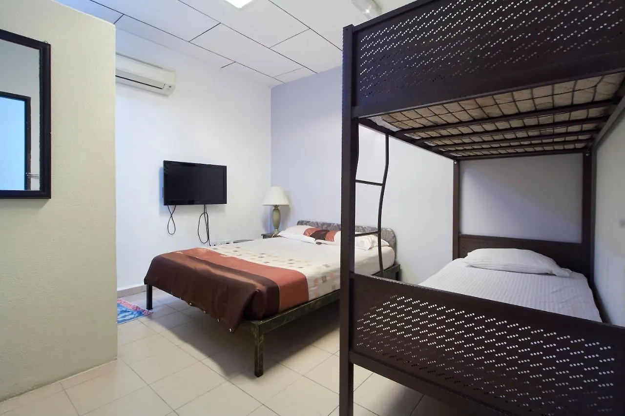 G99 Hotel George Town