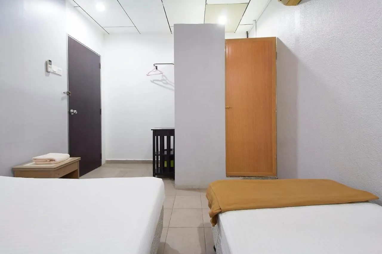 G99 Hotel George Town